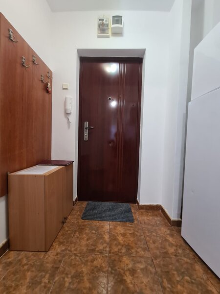 1 Decembrie, 4 minute M, garsoniera decomandata, DB1328.